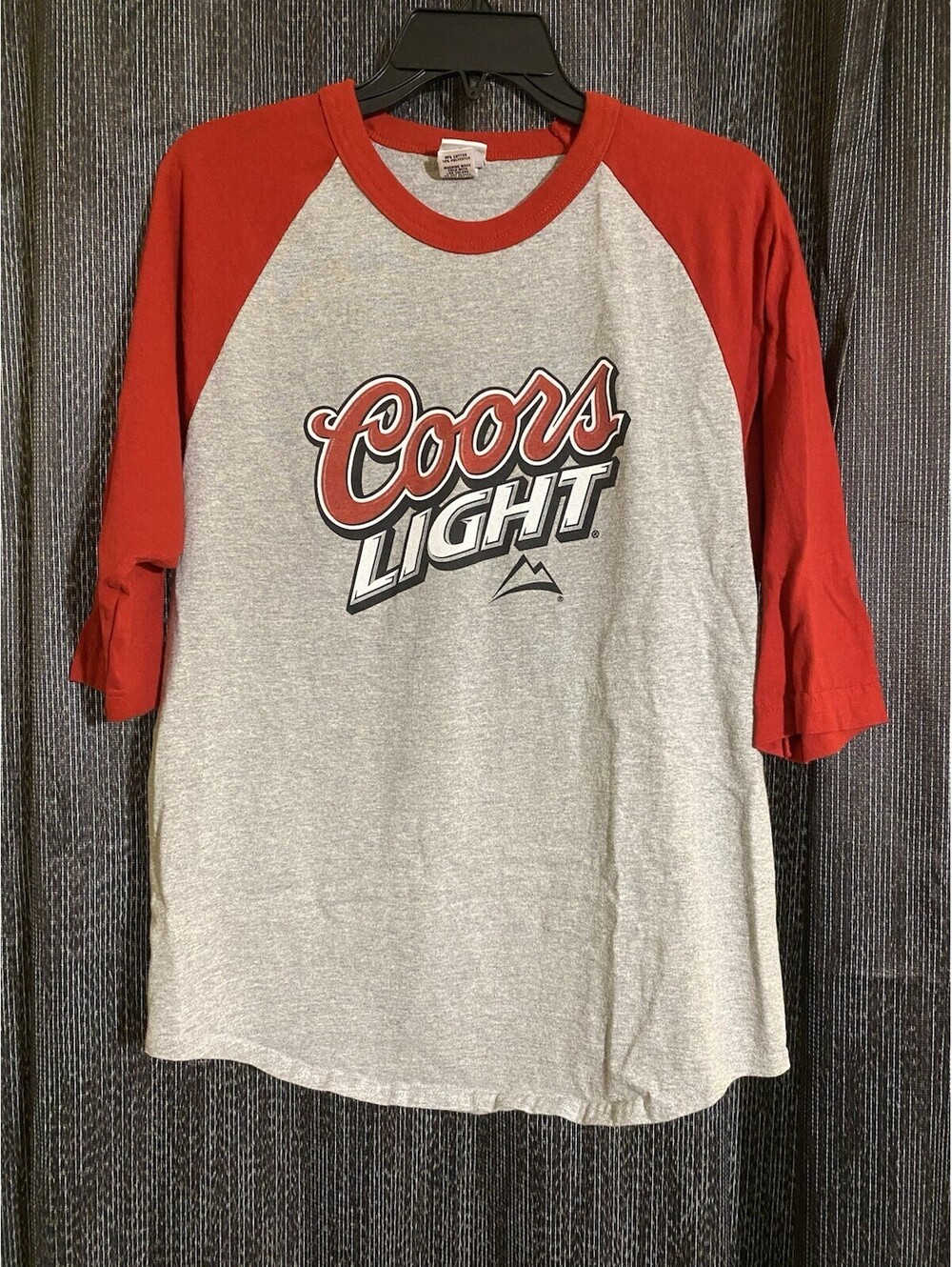 Coors Light Size Medium Gray & Red Half-Sleeve Shirt - Badger Sport